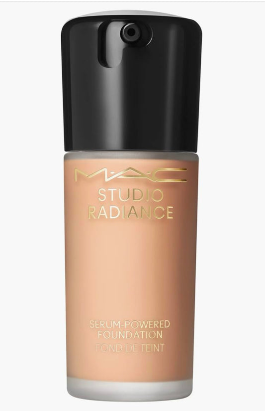 MAC Studio Radiance Serum Powered Foundation NW25